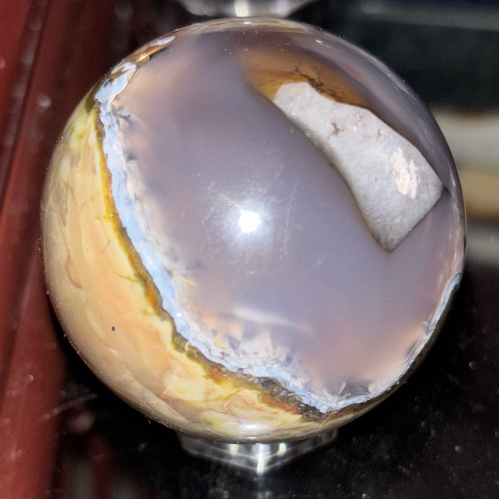 Stunning Volcano Agate w/UV reaction Sphere